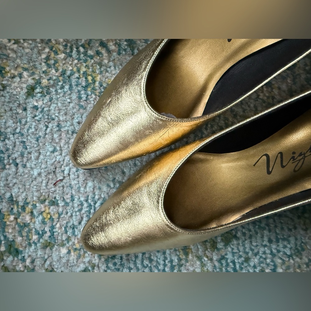 Vintage NOS Night Life by Life Stride gold metallic dress pumps, size 10M - Picture 5 of 15